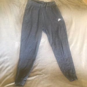 Women’s Nike gray sweatpants size XS
